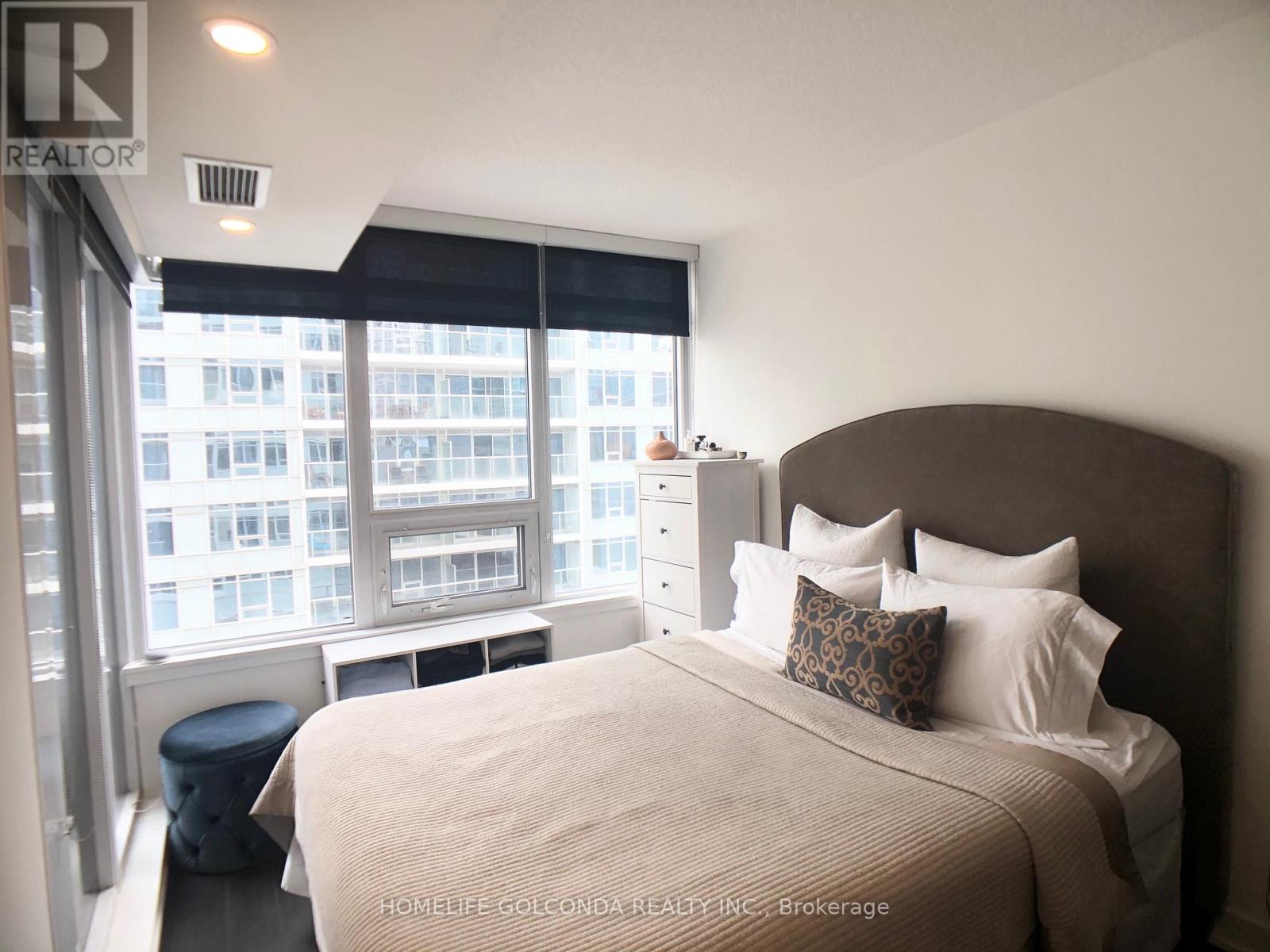 910 - 19 Bathurst Street, Toronto, Ontario  M5V 0N2 - Photo 12 - C12472780
