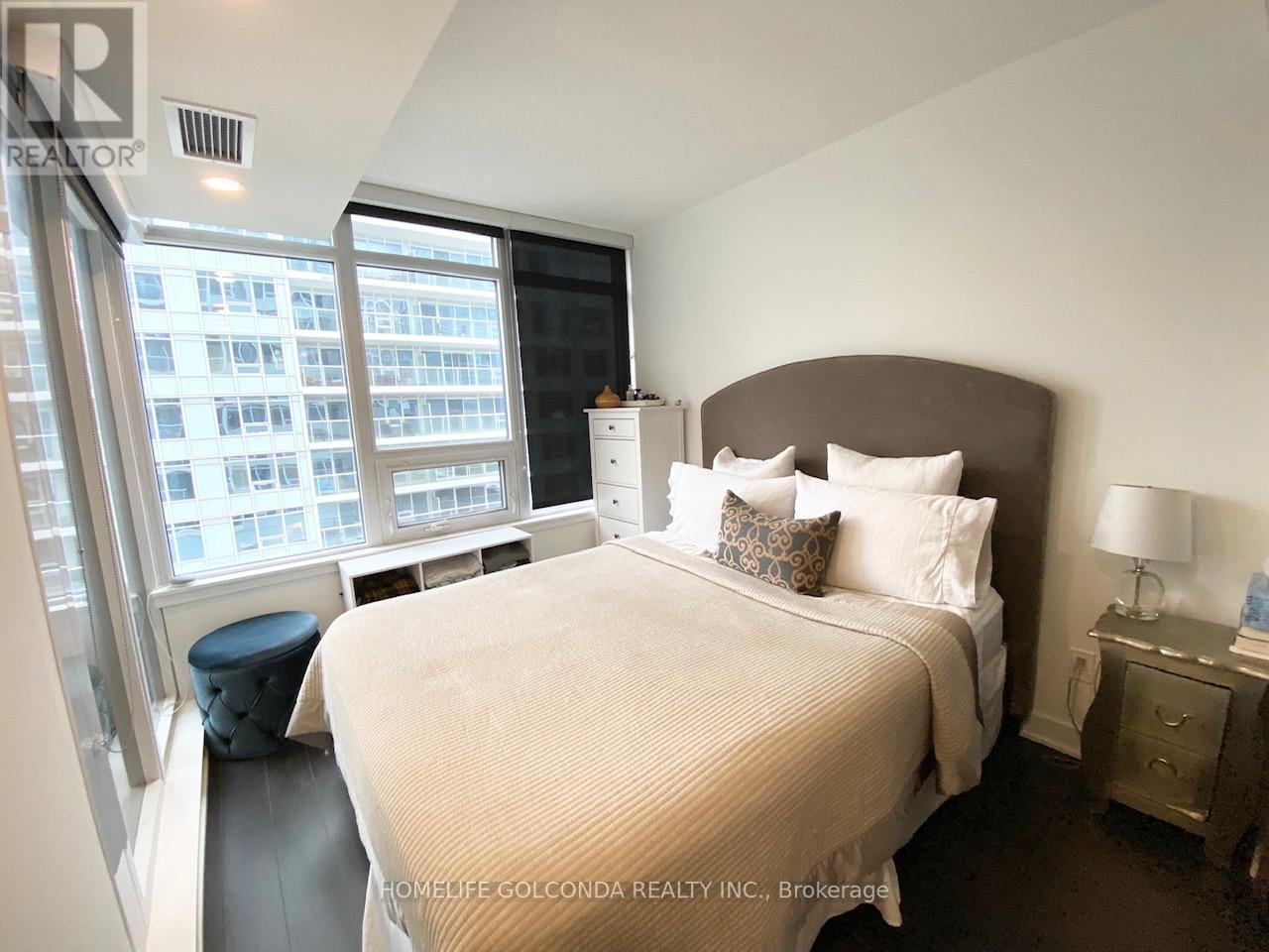 910 - 19 Bathurst Street, Toronto, Ontario  M5V 0N2 - Photo 14 - C12472780