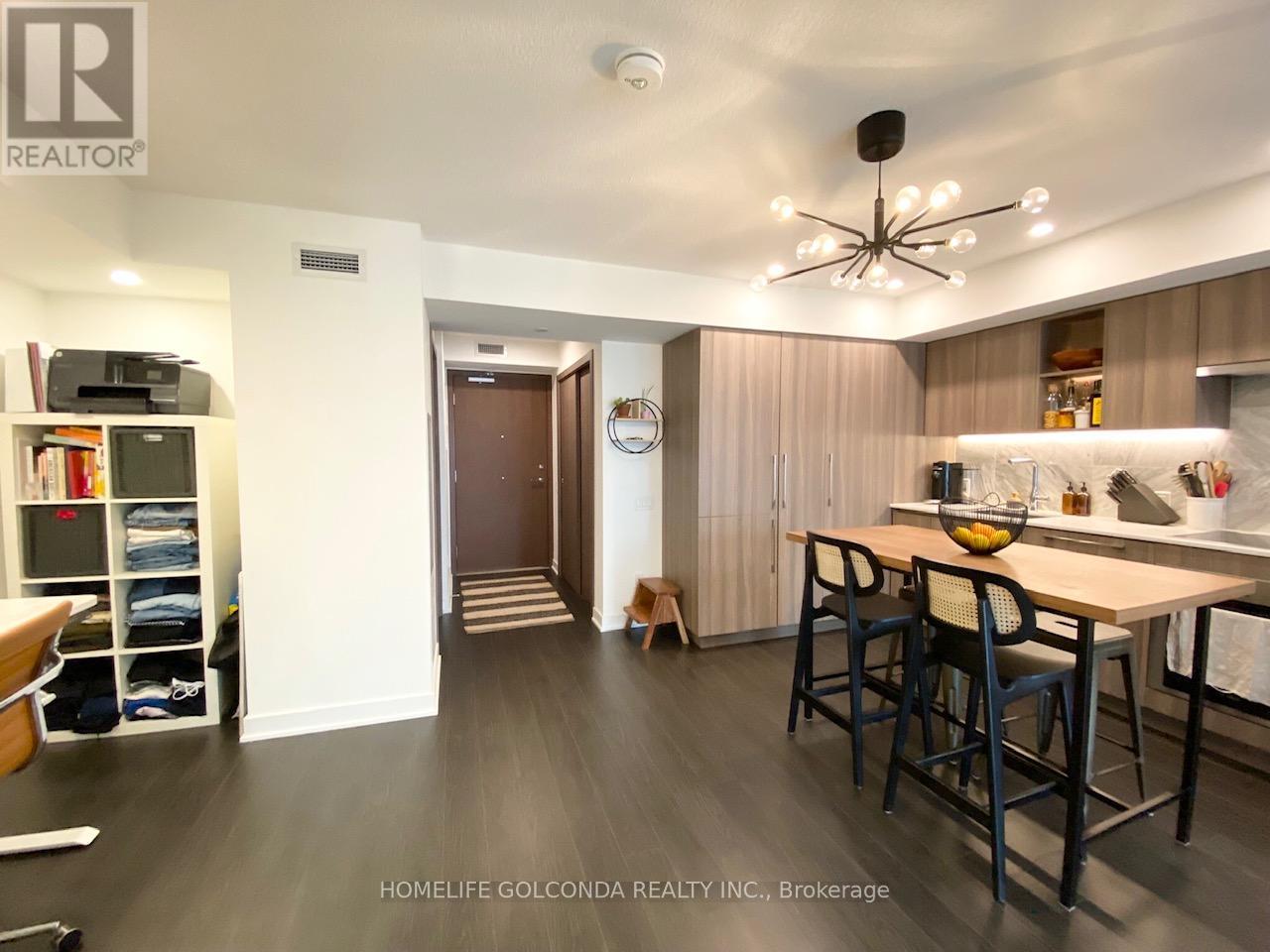910 - 19 Bathurst Street, Toronto, Ontario  M5V 0N2 - Photo 16 - C12472780