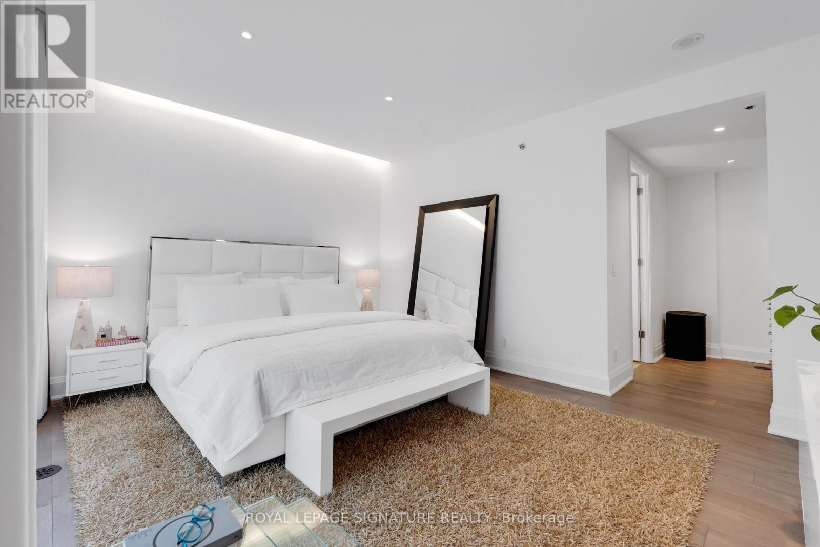 1078 Bay Street, Toronto, Ontario  M5S 0A3 - Photo 19 - C12472783