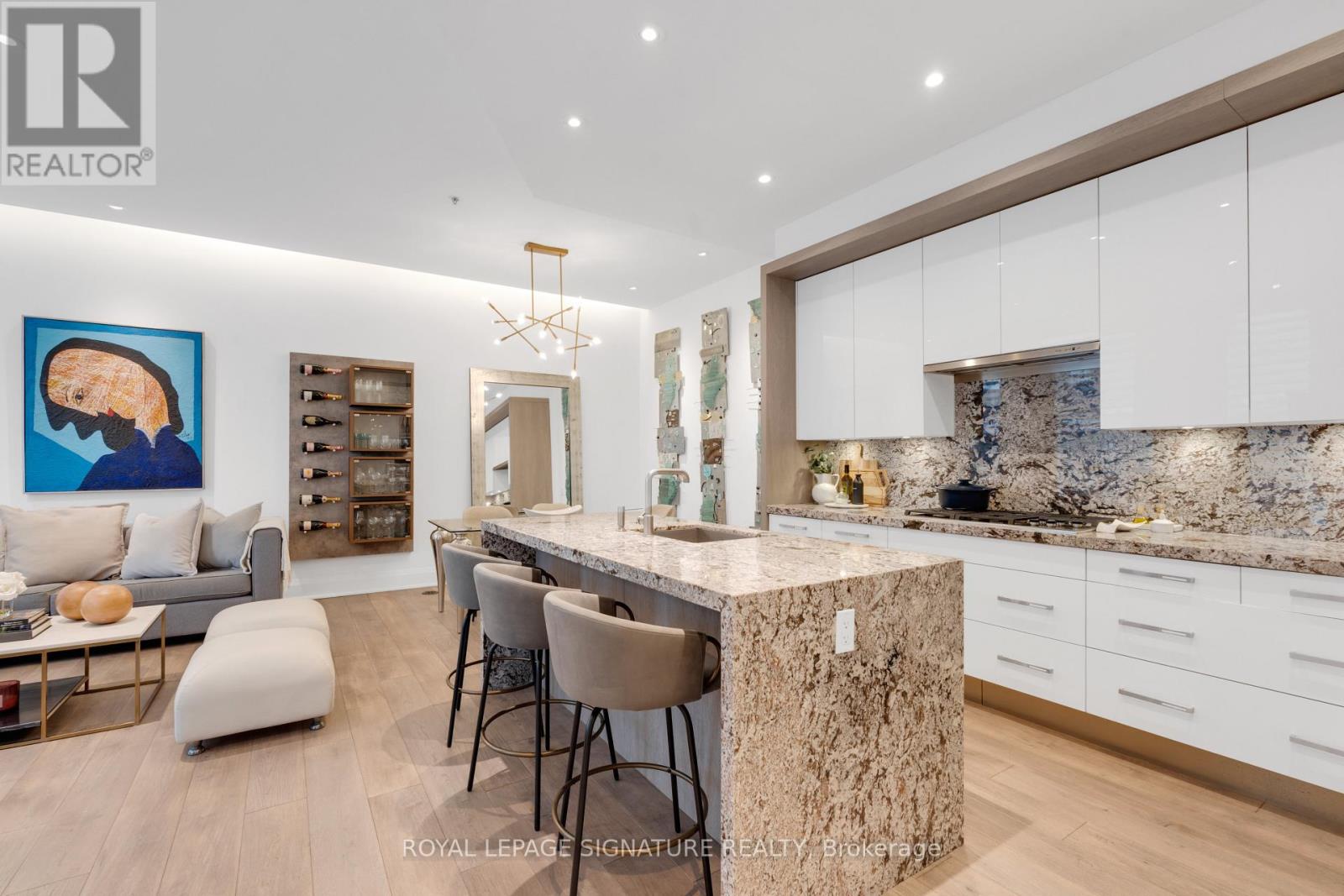 1078 Bay Street, Toronto, Ontario  M5S 0A3 - Photo 4 - C12472783