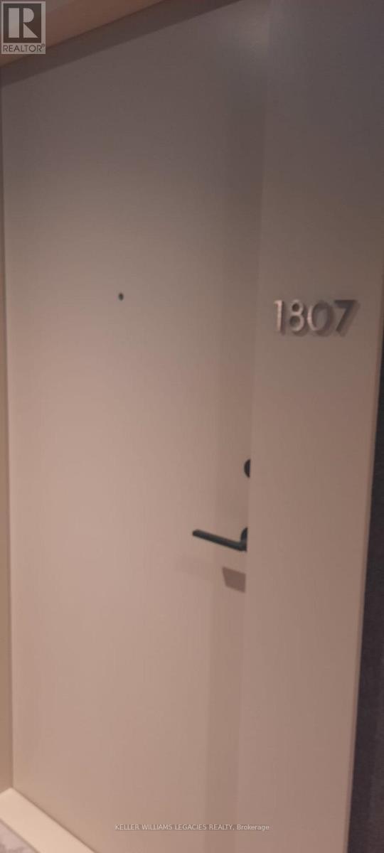 1807 - 2020 Bathurst Street, Toronto, Ontario  M5P 0A6 - Photo 4 - C12472786