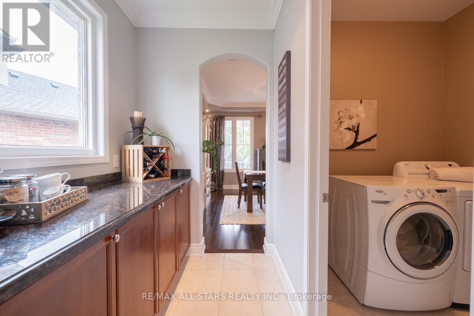 134 Stephensbrook Circle, Whitchurch-Stouffville, Ontario  L4A 0G4 - Photo 15 - N12422774
