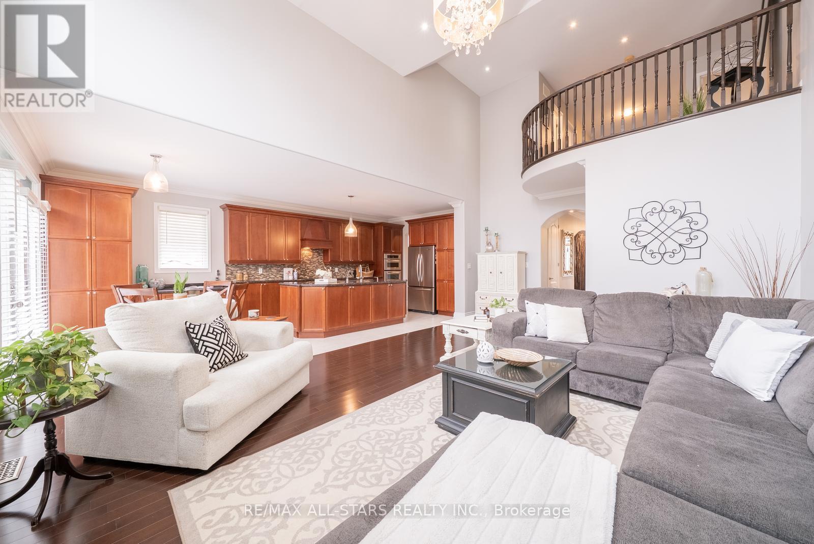 134 Stephensbrook Circle, Whitchurch-Stouffville, Ontario  L4A 0G4 - Photo 21 - N12422774