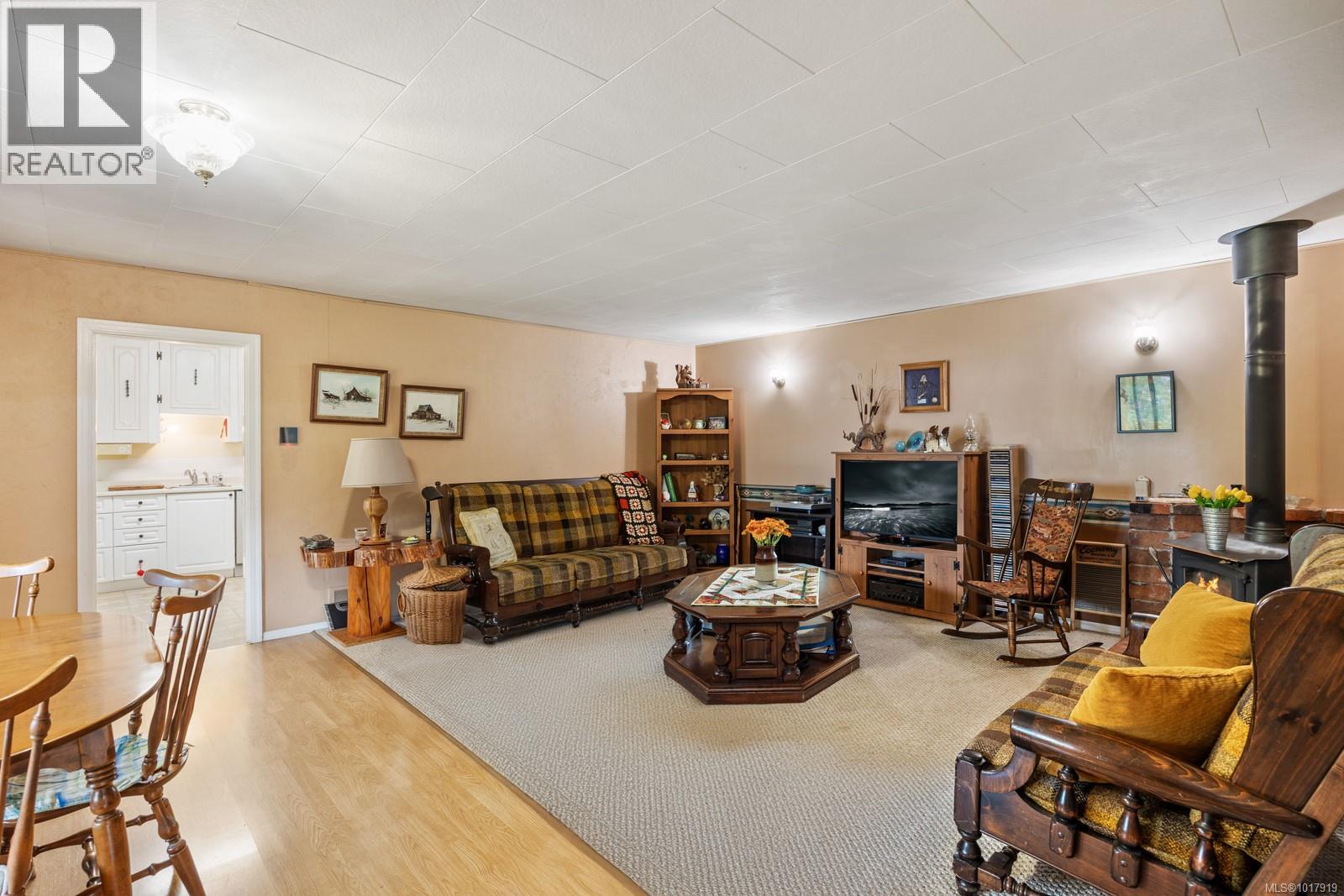 3296 Denman Rd, Denman Island, British Columbia  V0R 1T0 - Photo 10 - 1017919
