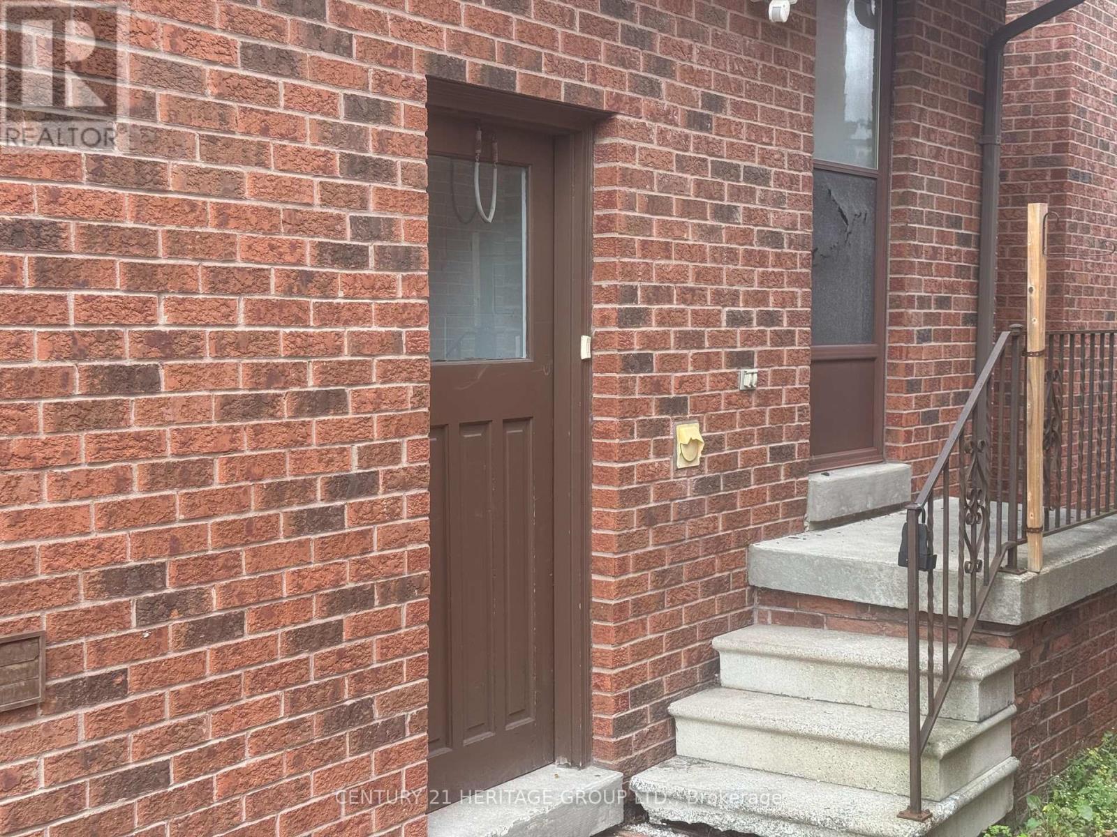 Bsmnt - 138 Marsi Drive, Richmond Hill, Ontario  L4C 5S8 - Photo 2 - N12472768