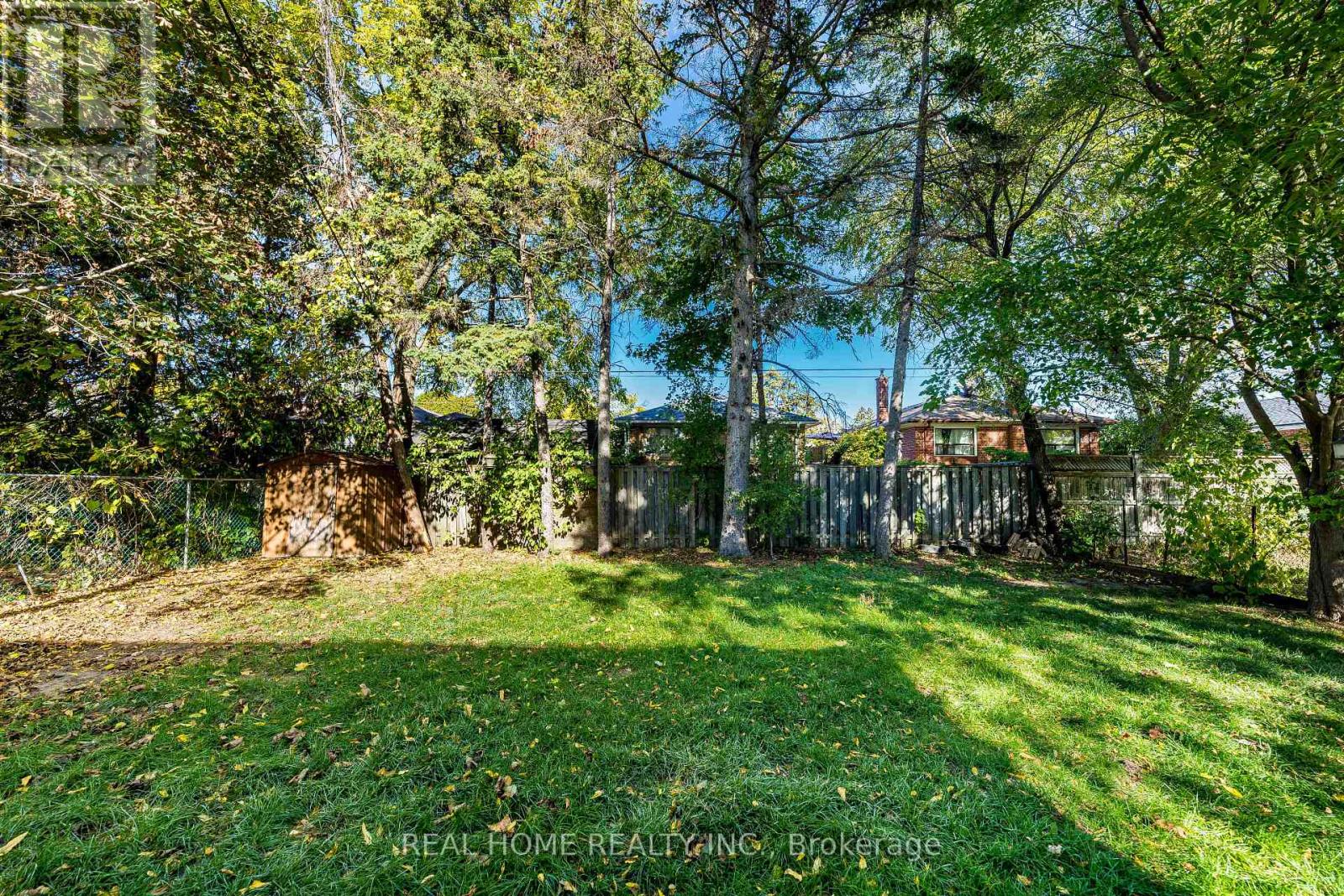 Main Floor - 401 Fernleigh Circle S, Richmond Hill, Ontario  L4C 1E7 - Photo 30 - N12472785