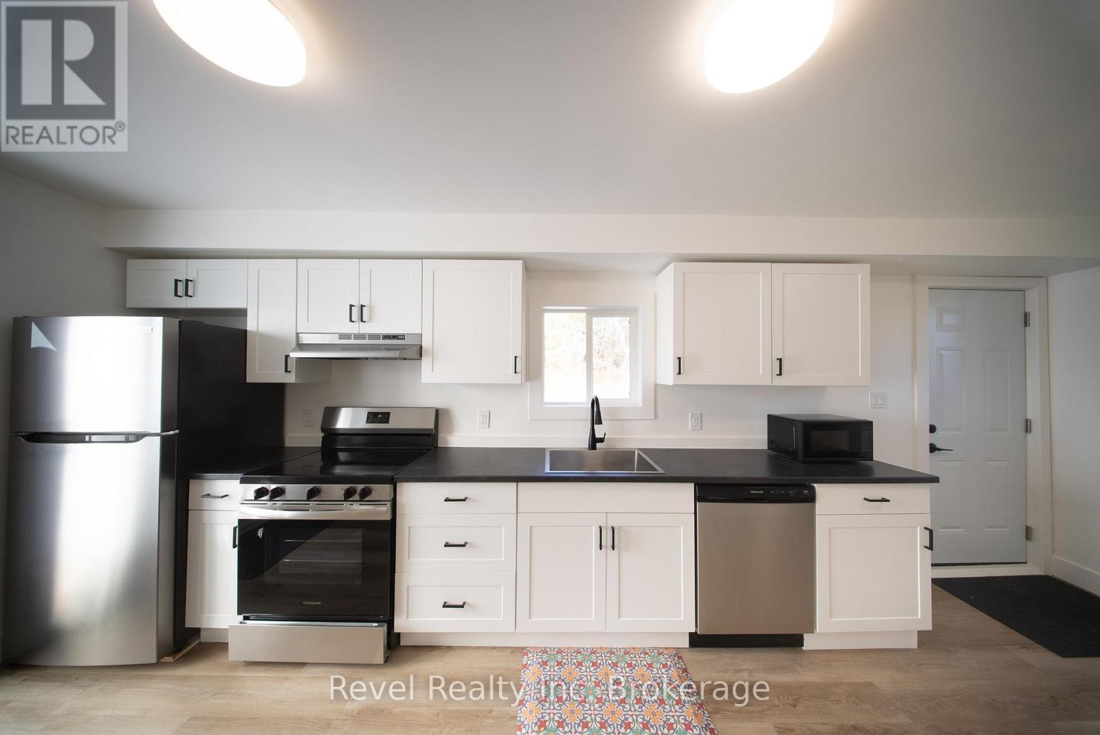 183 Larocque Street, West Nipissing, Ontario  P0H 1M0 - Photo 11 - X12471069