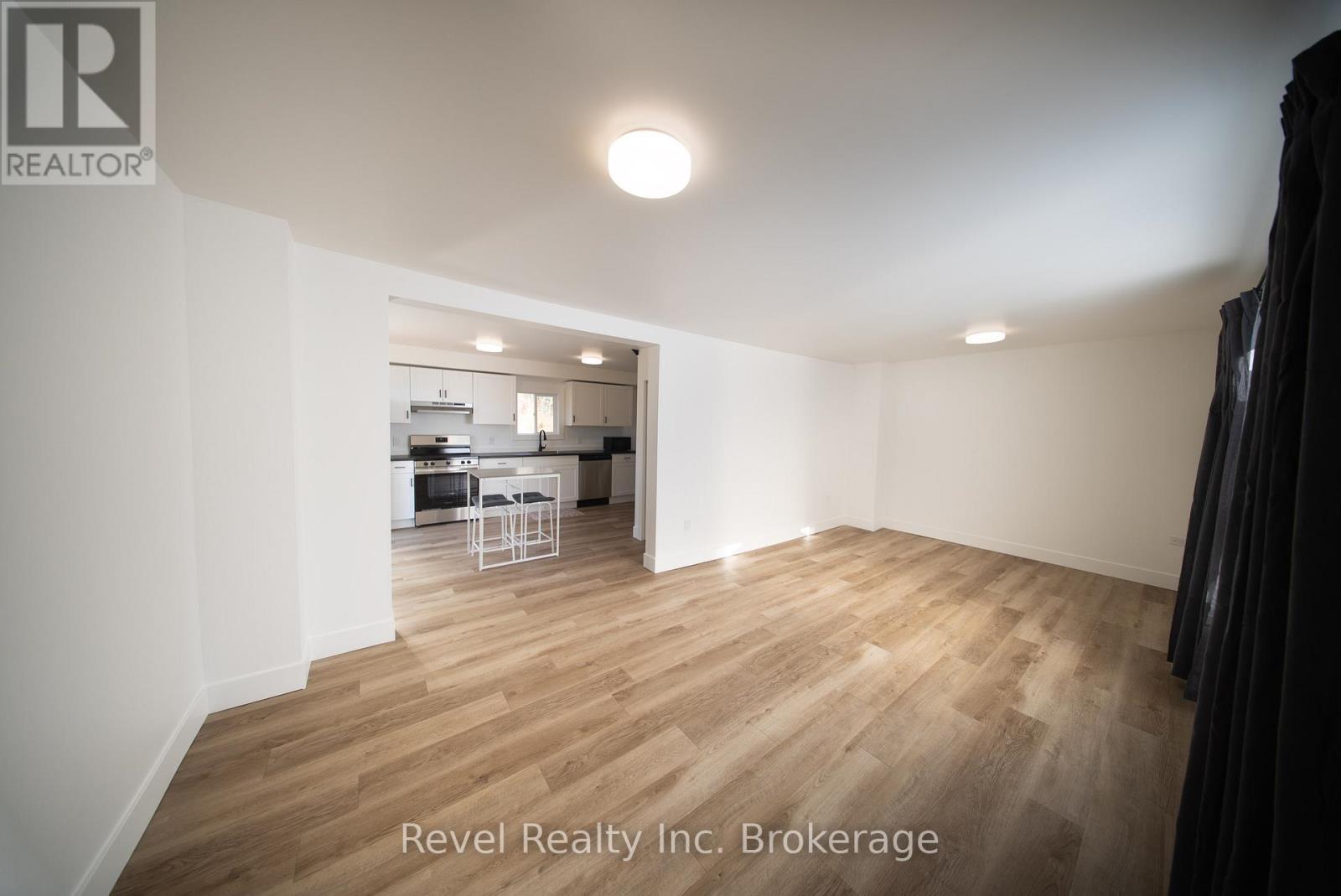 183 Larocque Street, West Nipissing, Ontario  P0H 1M0 - Photo 13 - X12471069