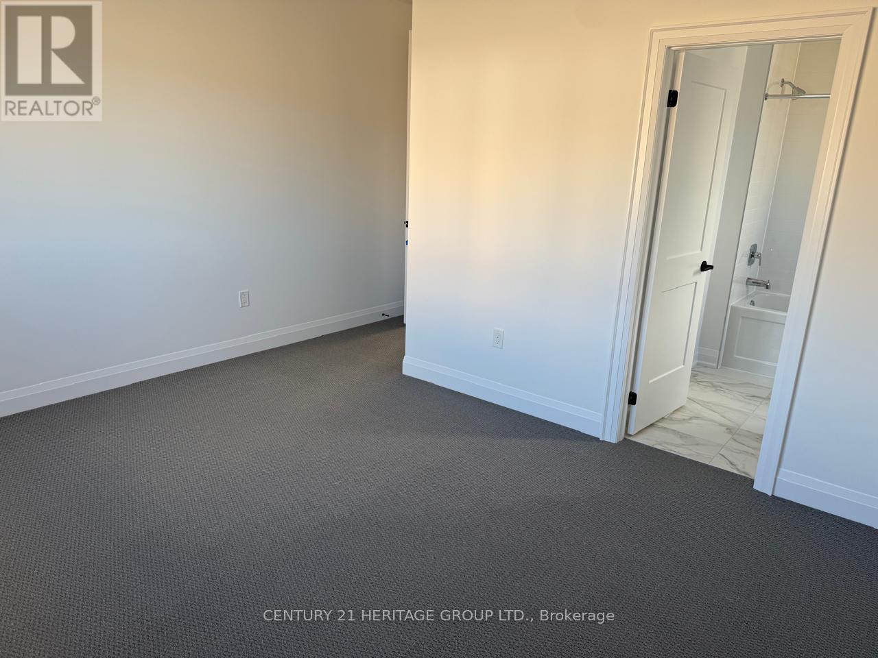 12 Barnes Drive, Oro-Medonte, Ontario  L0L 2L0 - Photo 19 - S12472788