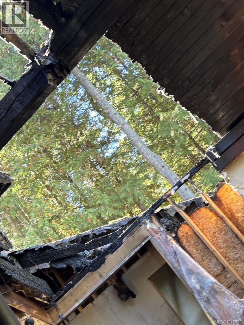 720 Spider Lake Rd, Qualicum Beach, British Columbia  V9K 2L7 - Photo 3 - 1017590