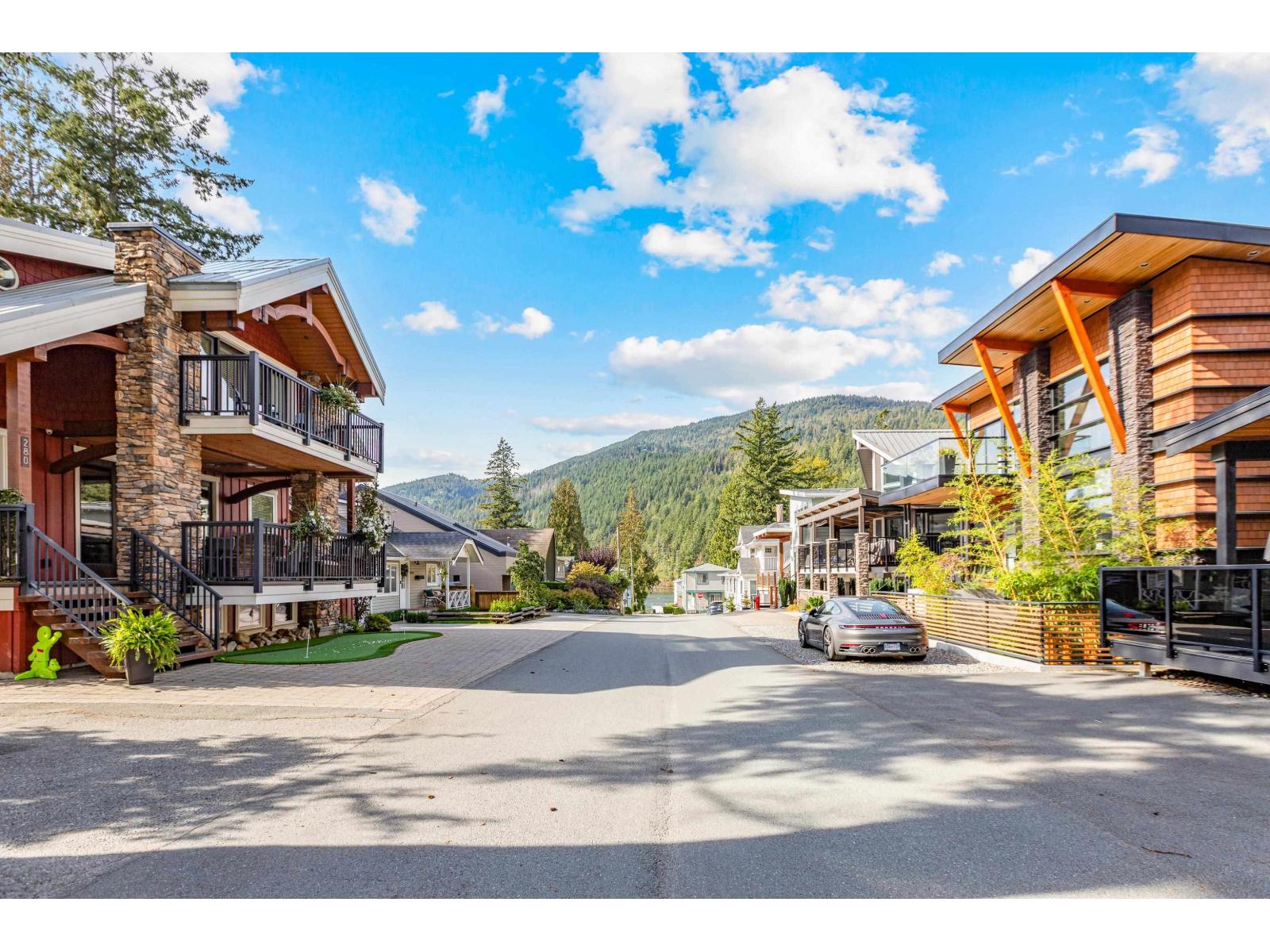 279 Fir Street, Cultus Lake North, Chilliwack, British Columbia  V2R 4Y5 - Photo 24 - R3060089