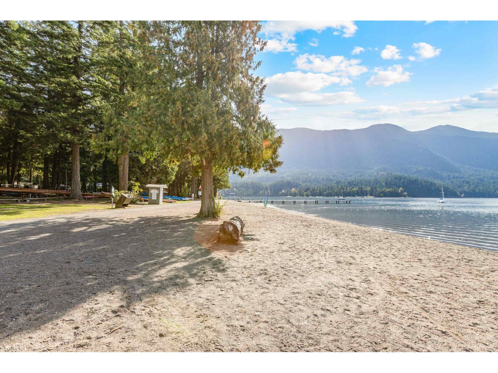 279 Fir Street, Cultus Lake North, Chilliwack, British Columbia  V2R 4Y5 - Photo 30 - R3060089