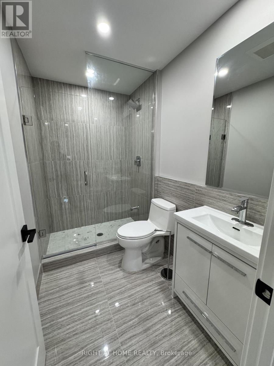 Upper - 4425 Curia Crescent, Mississauga, Ontario  L4Z 2Y2 - Photo 14 - W12472751