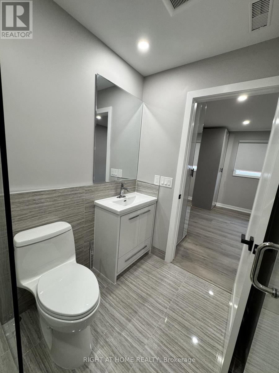 Upper - 4425 Curia Crescent, Mississauga, Ontario  L4Z 2Y2 - Photo 15 - W12472751