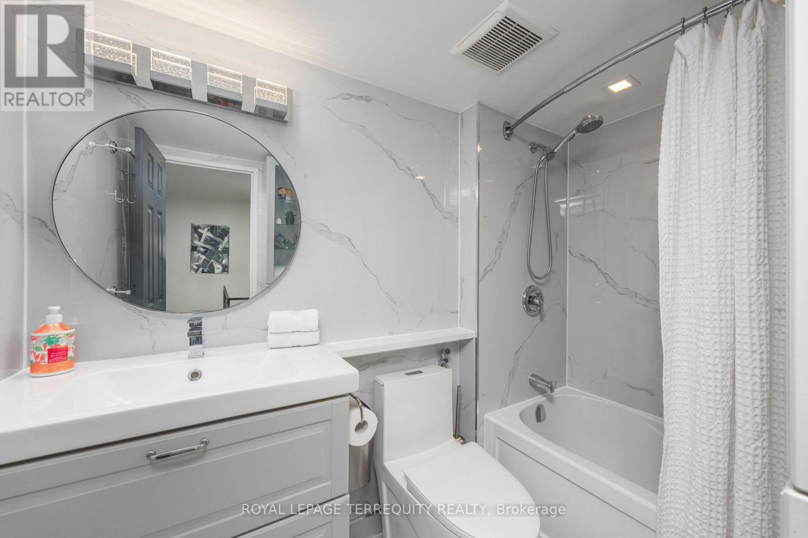 77 - 1250 Mississauga Valley Boulevard, Mississauga, Ontario  L5A 3R6 - Photo 27 - W12472757
