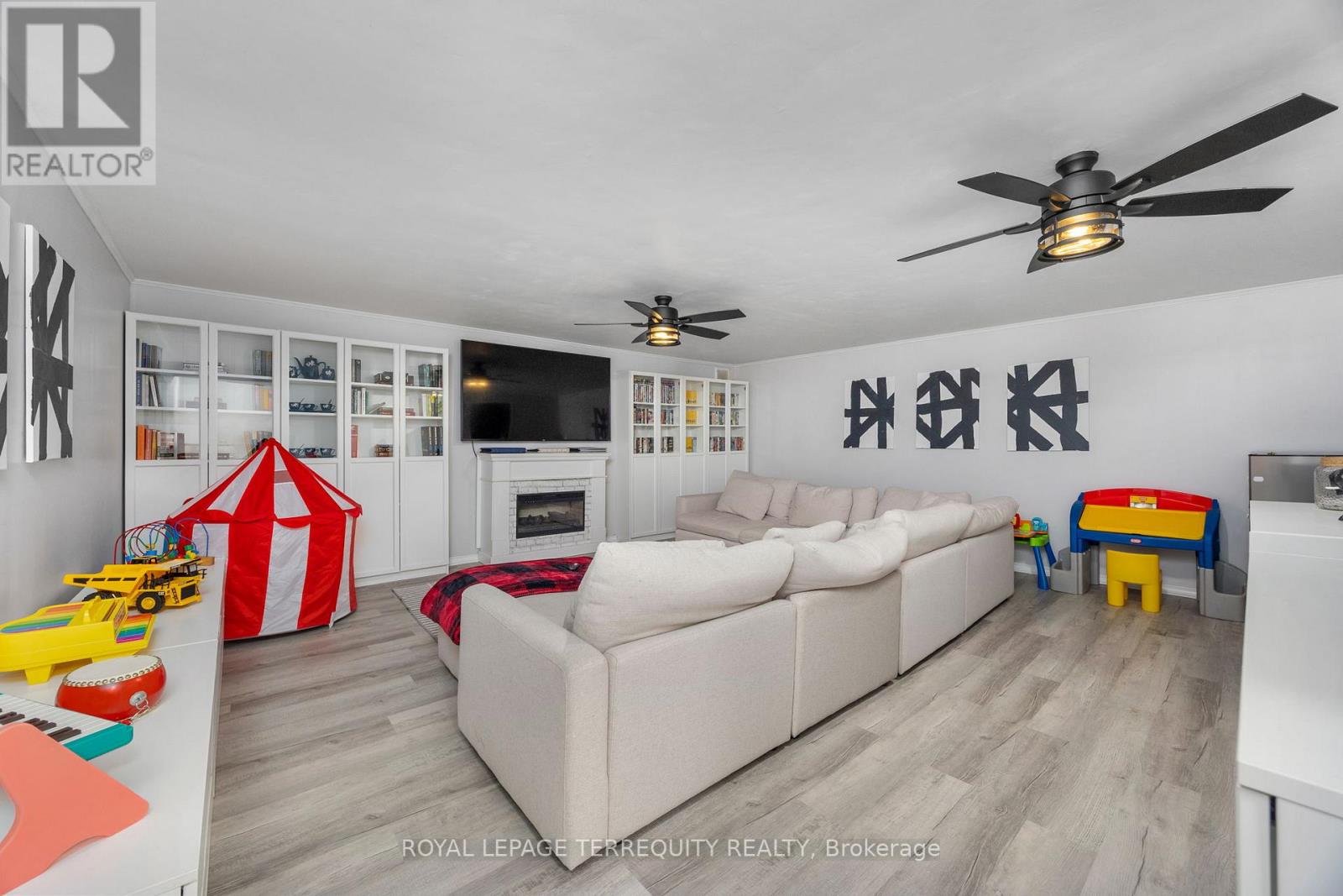 77 - 1250 Mississauga Valley Boulevard, Mississauga, Ontario  L5A 3R6 - Photo 32 - W12472757