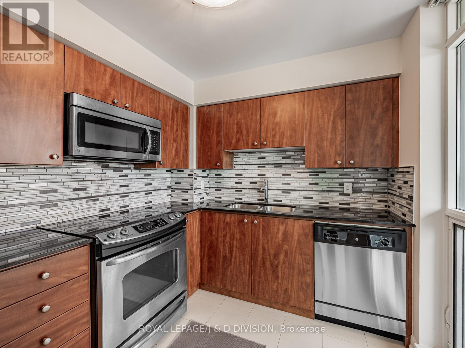 1405 - 205 Sherway Gardens Road, Toronto, Ontario  M9C 0A5 - Photo 11 - W12472772