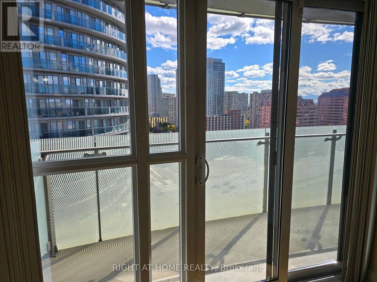 1605 - 50 Absolute Avenue, Mississauga, Ontario  L4Z 0A8 - Photo 12 - W12472777