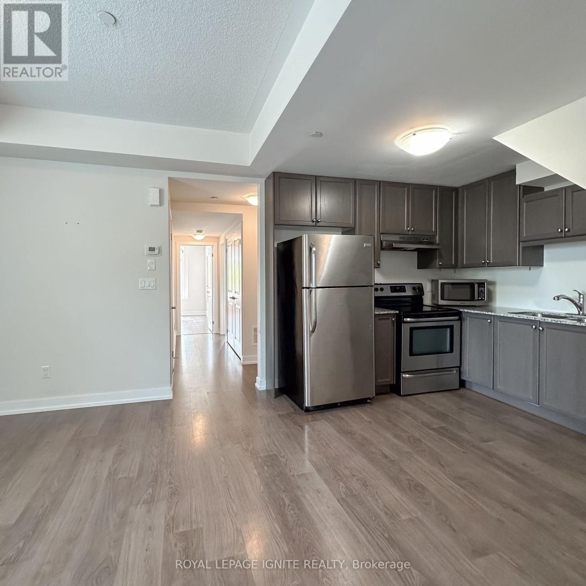 202 - 250 Royal York Road, Toronto, Ontario  M8V 2V9 - Photo 11 - W12472796