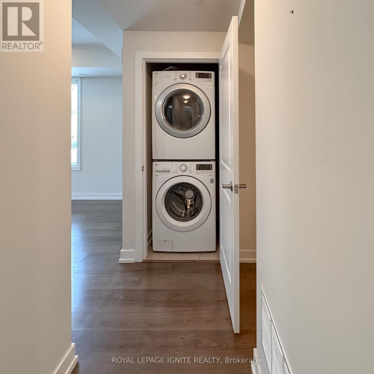 202 - 250 Royal York Road, Toronto, Ontario  M8V 2V9 - Photo 14 - W12472796