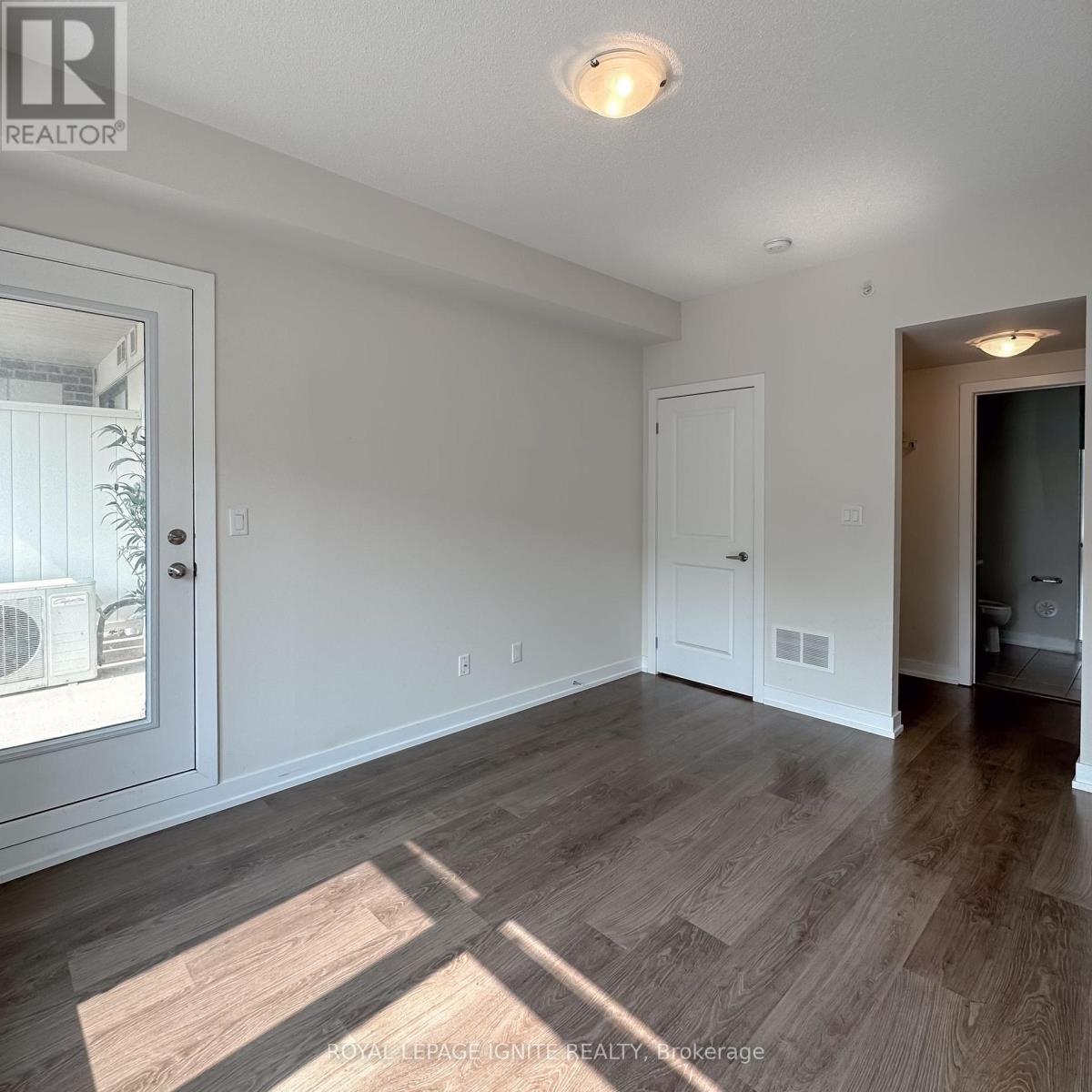 202 - 250 Royal York Road, Toronto, Ontario  M8V 2V9 - Photo 17 - W12472796
