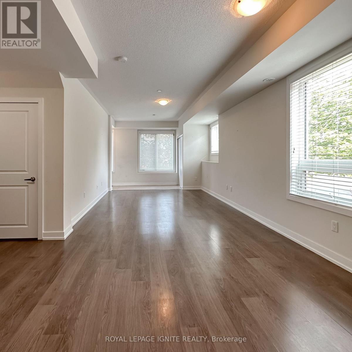 202 - 250 Royal York Road, Toronto, Ontario  M8V 2V9 - Photo 8 - W12472796