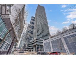 404 - 38 ANNIE CRAIG DRIVE, Toronto, Ontario