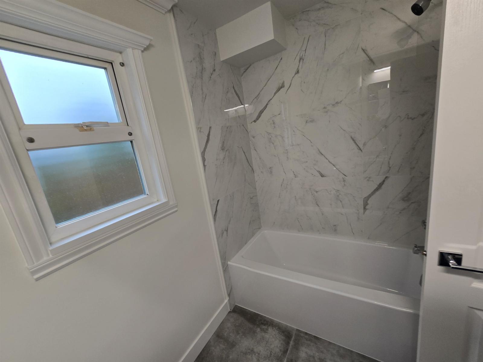 15736 108a Avenue, Surrey, British Columbia  V4N 4T4 - Photo 14 - R3060133