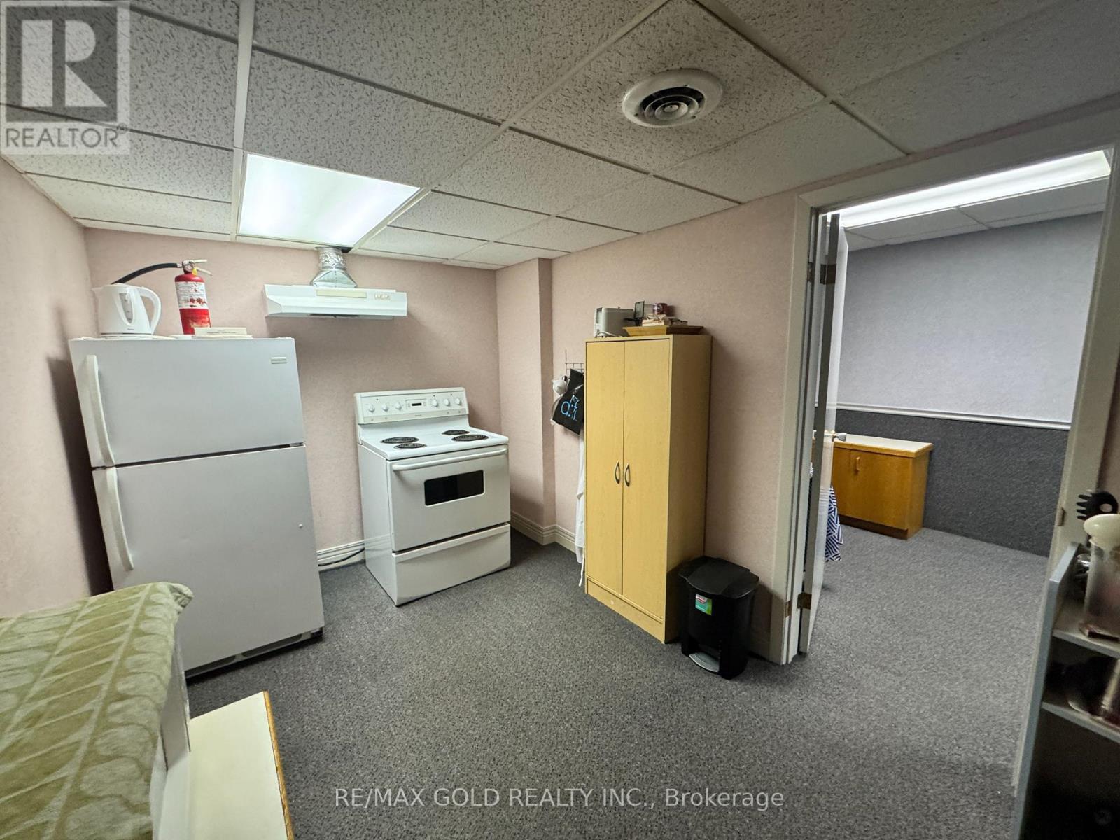 1441 Barton Street E, Hamilton, Ontario  L8H 2W7 - Photo 16 - X12449303