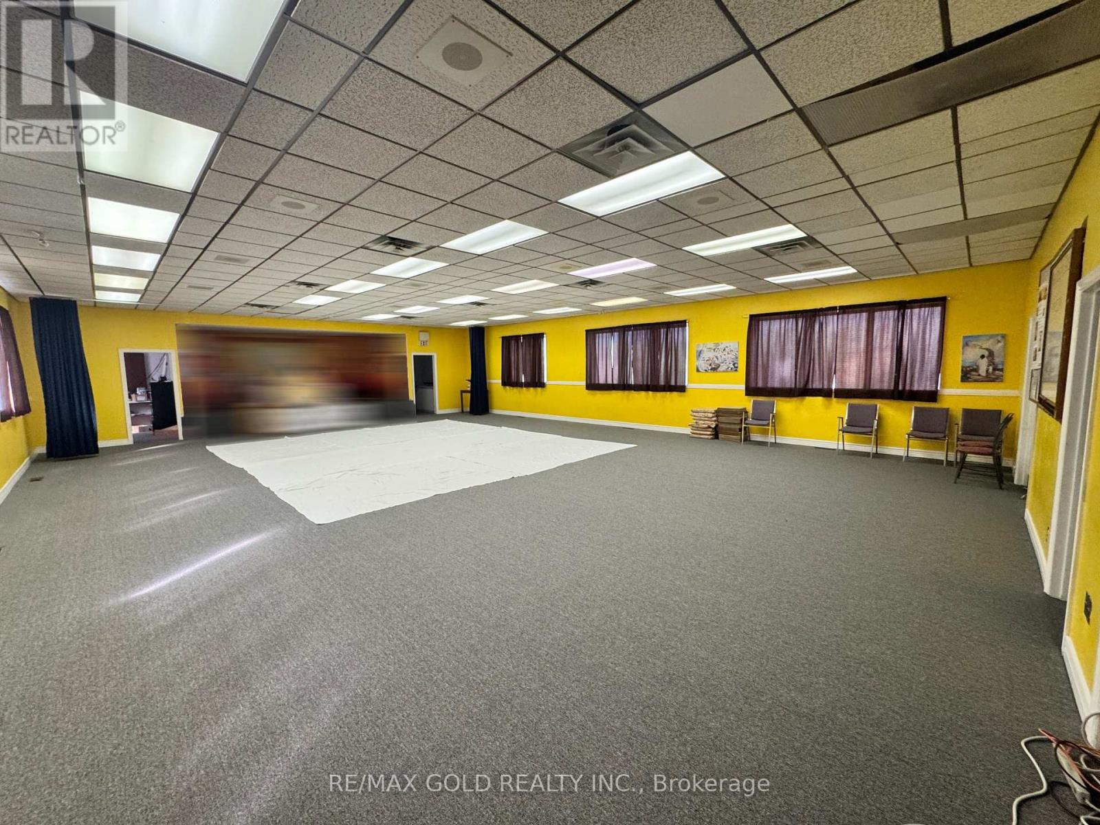 1441 Barton Street E, Hamilton, Ontario  L8H 2W7 - Photo 5 - X12449303