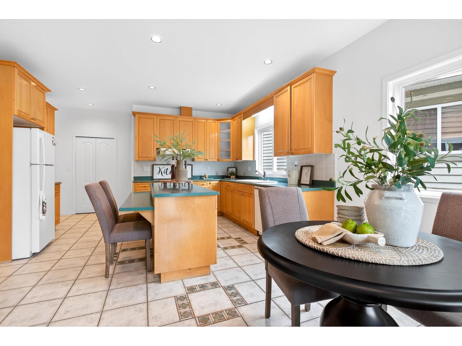 6748 Chateau Court, Delta, British Columbia  V4E 3M7 - Photo 15 - R3060306