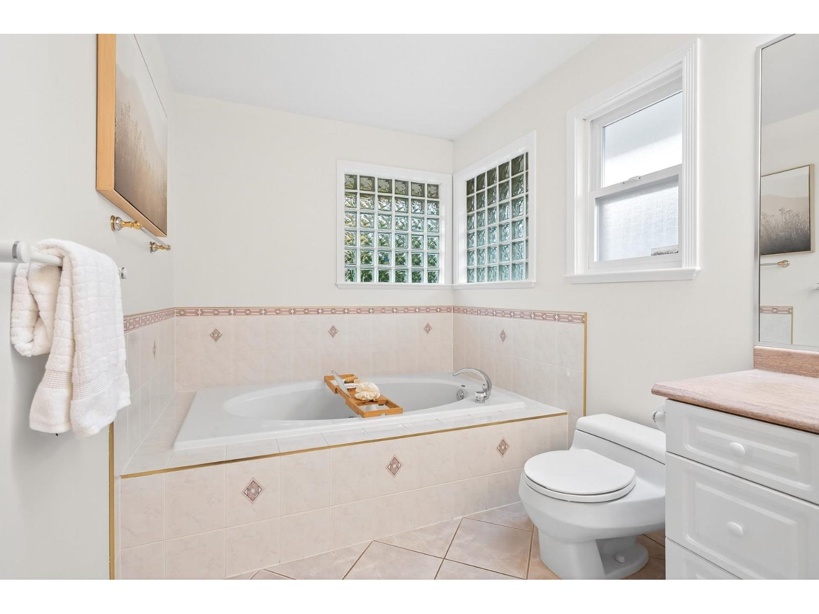 6748 Chateau Court, Delta, British Columbia  V4E 3M7 - Photo 23 - R3060306