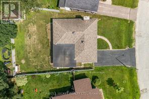 20 Claremount Road, Deep River, Ontario  K0J 1P0 - Photo 35 - X12472811