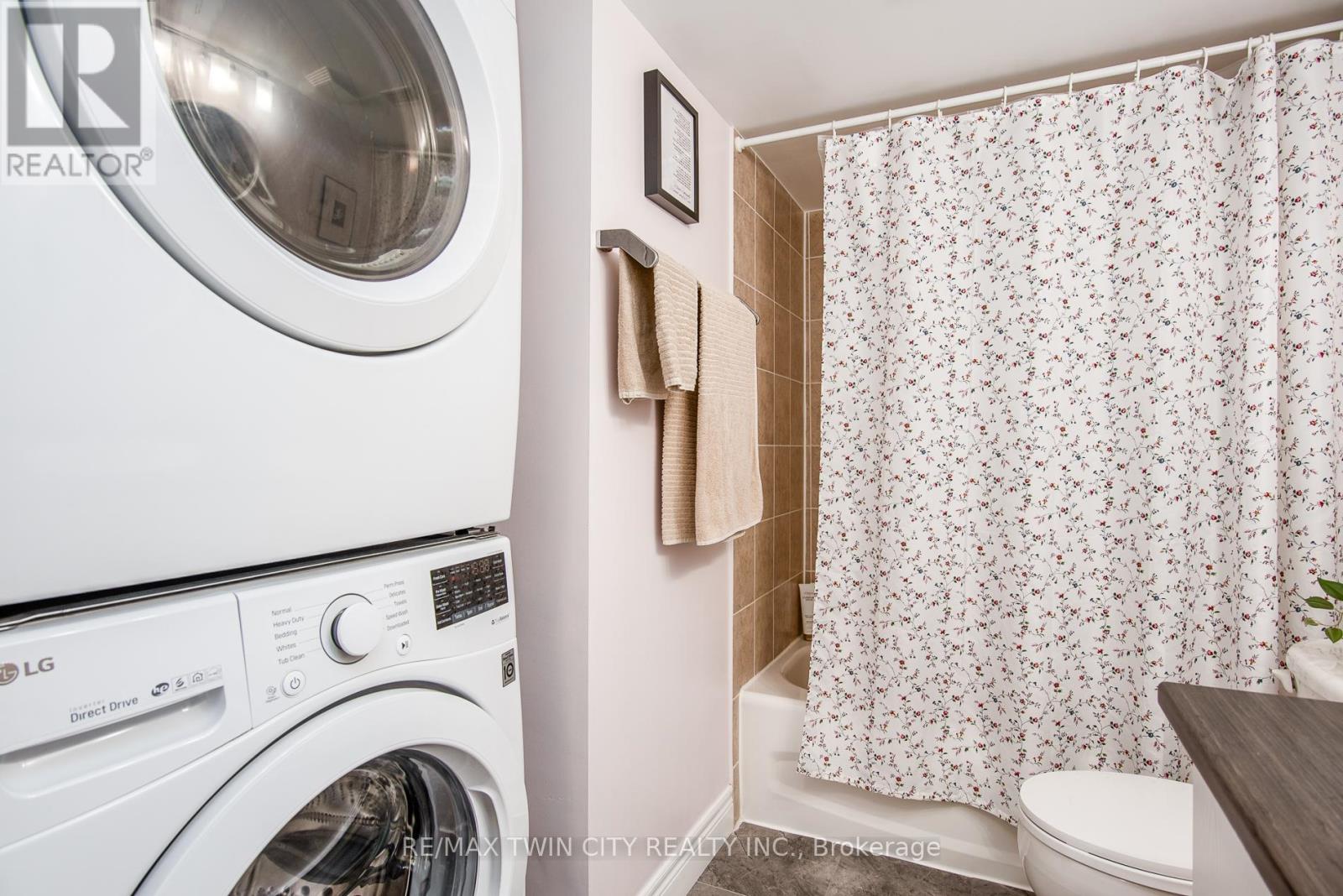 8d - 139 Brighton Street, Waterloo, Ontario  N2J 4Z5 - Photo 20 - X12472756