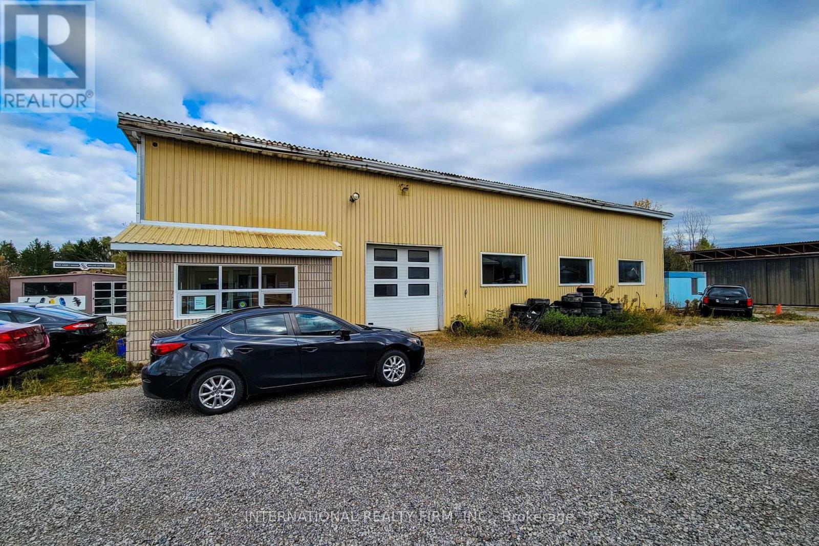 548 Junction Road, Haldimand, Ontario  N0A 1C0 - Photo 4 - X12472795