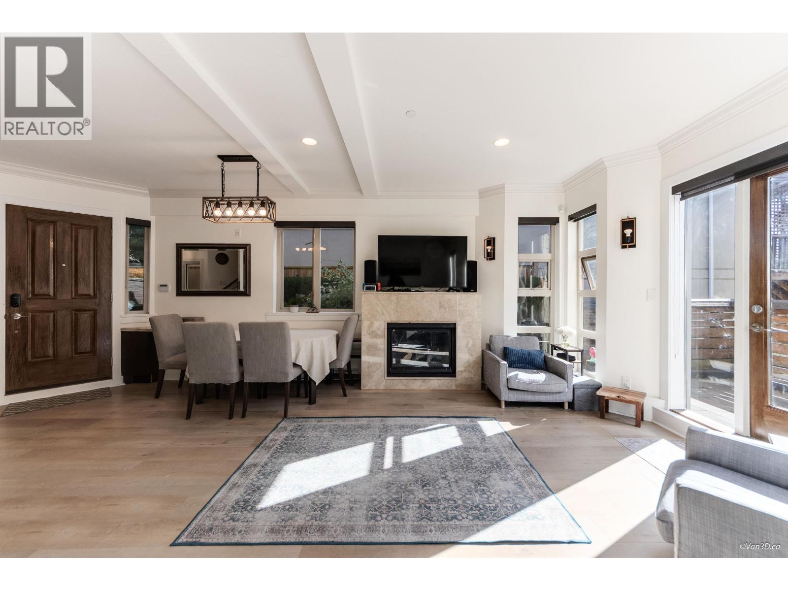 9 215 E 4th Street, North Vancouver, British Columbia  V7L 1J1 - Photo 37 - R3060218
