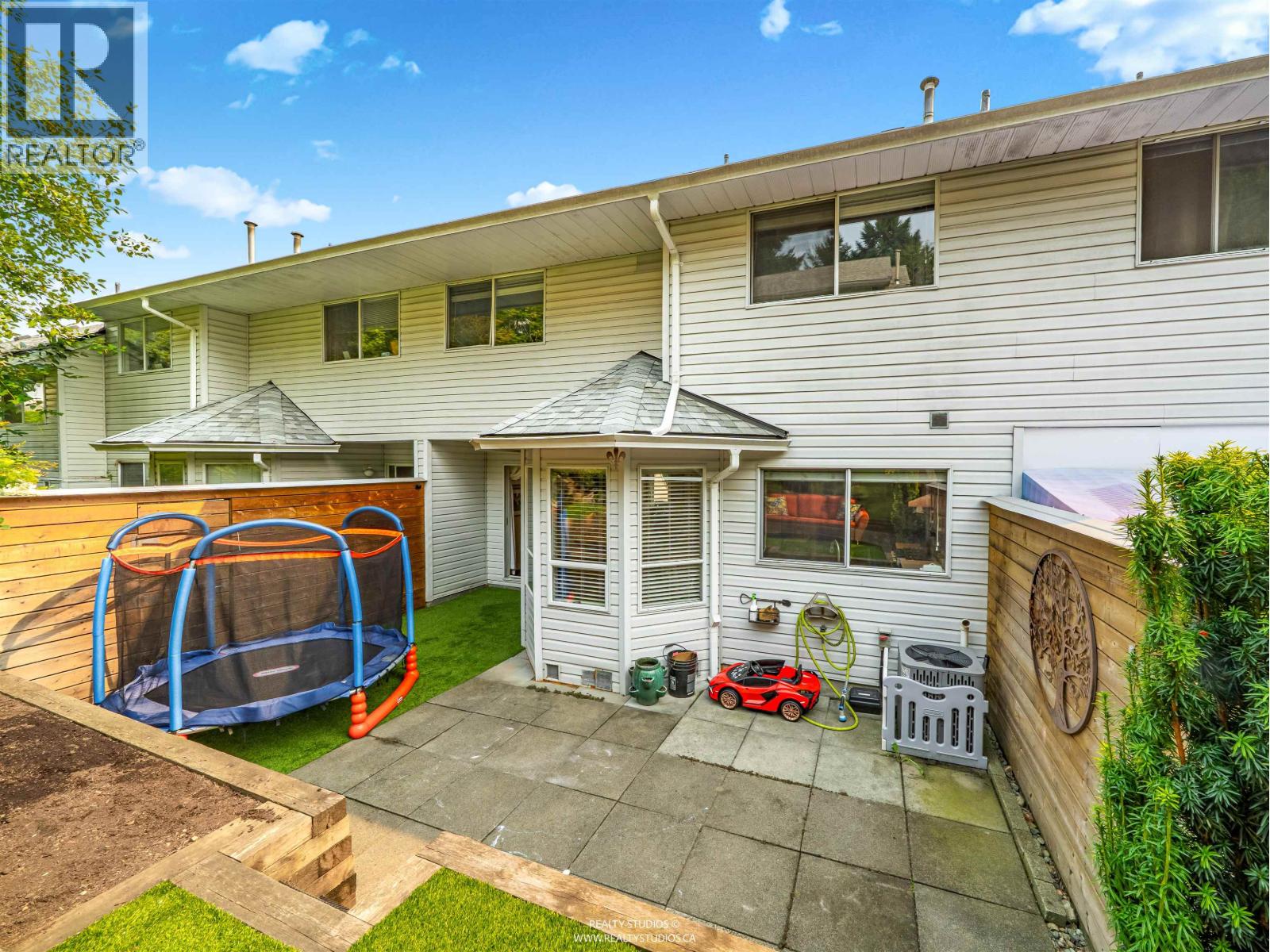405 1176 Falcon Drive, Coquitlam, British Columbia  V3E 2N7 - Photo 35 - R3060221