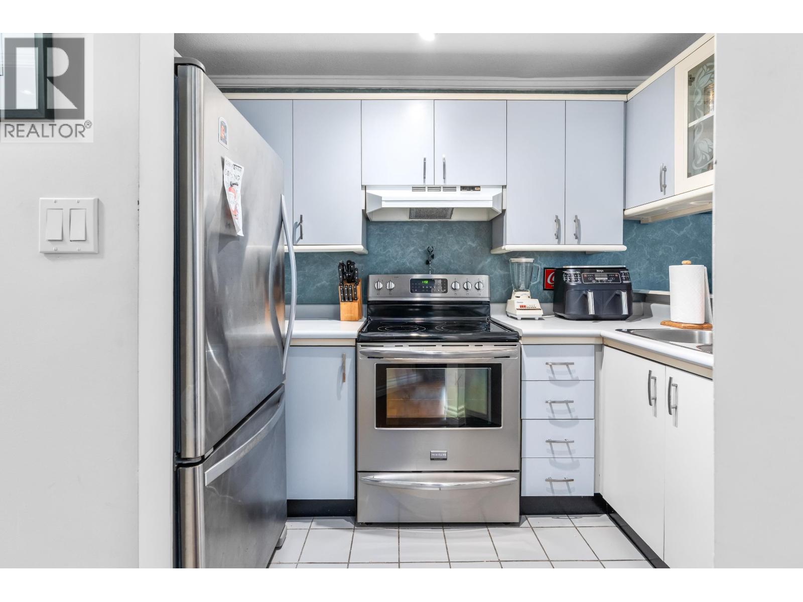 109 1925 W 2nd Avenue, Vancouver, British Columbia  V6J 1J2 - Photo 10 - R3060241