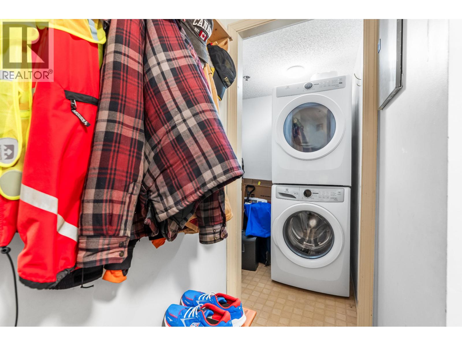 109 1925 W 2nd Avenue, Vancouver, British Columbia  V6J 1J2 - Photo 5 - R3060241