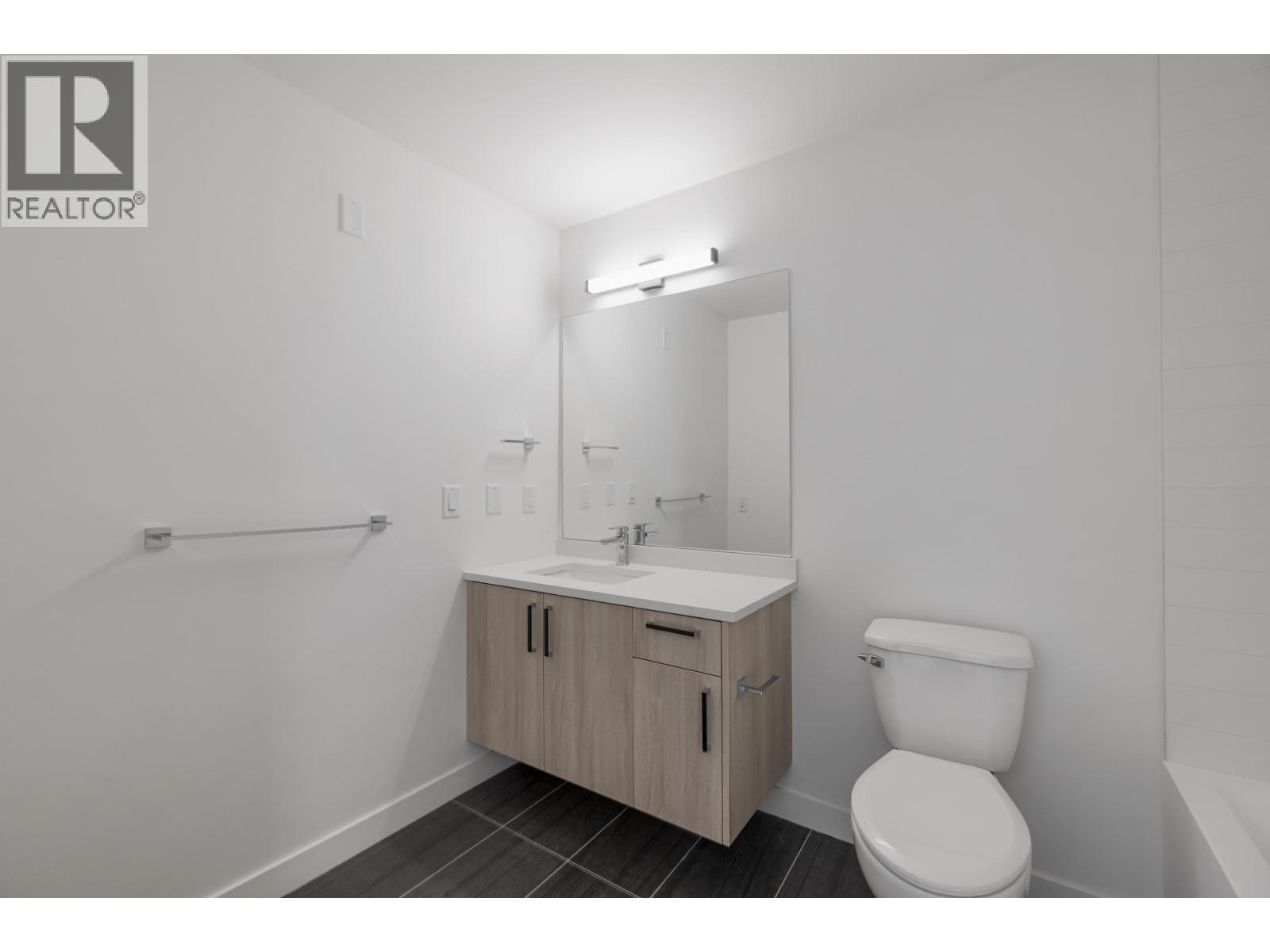103 2002 St. George Street, Port Moody, British Columbia  V3H 2E6 - Photo 12 - R3060243