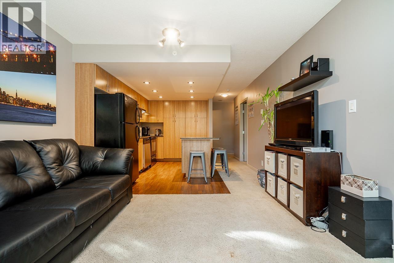 301 9262 University Crescent, Burnaby, British Columbia  V5A 0A4 - Photo 13 - R3060251