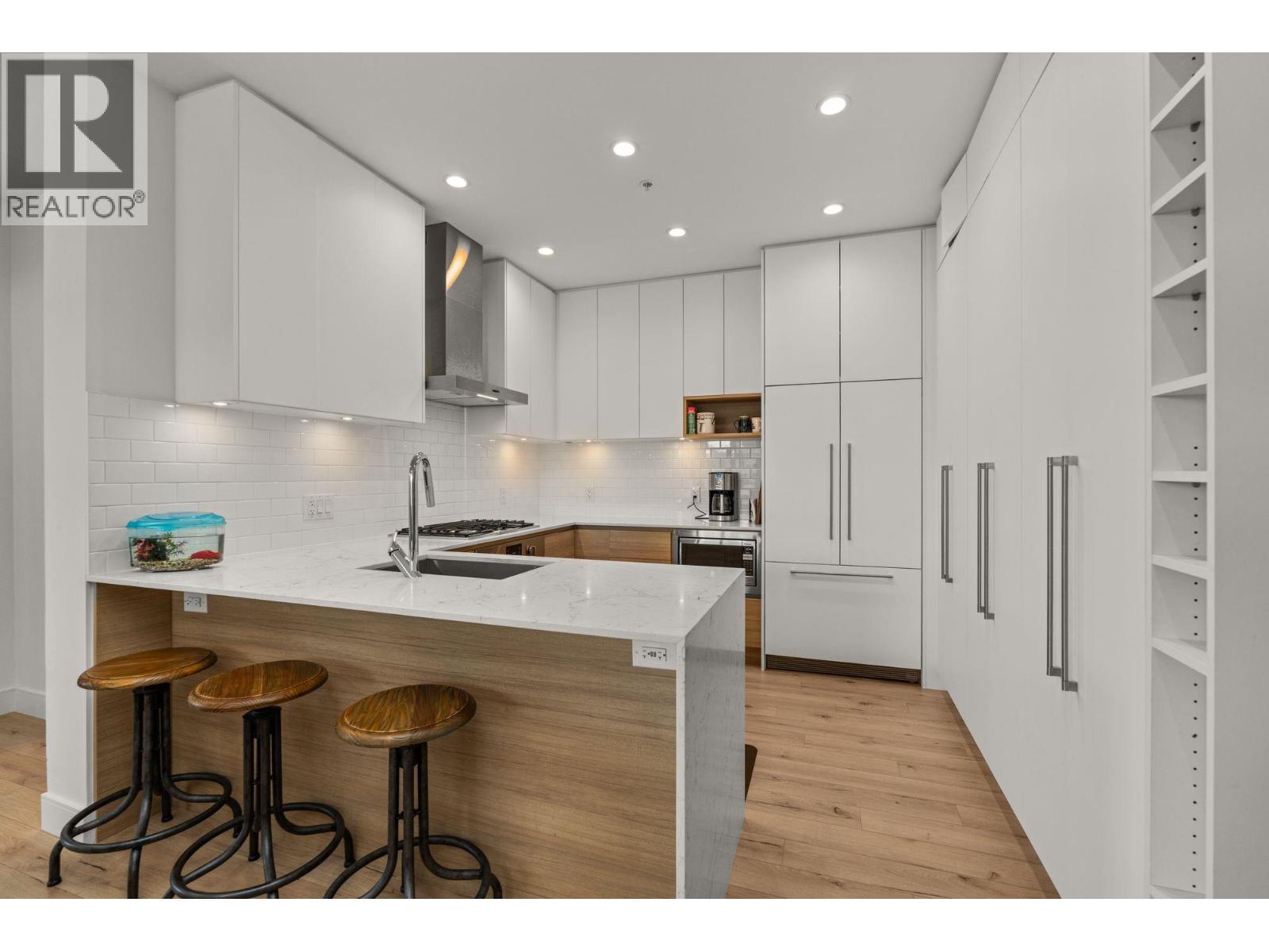612 3131 Murray Street, Port Moody, British Columbia  V3H 0L9 - Photo 6 - R3060255