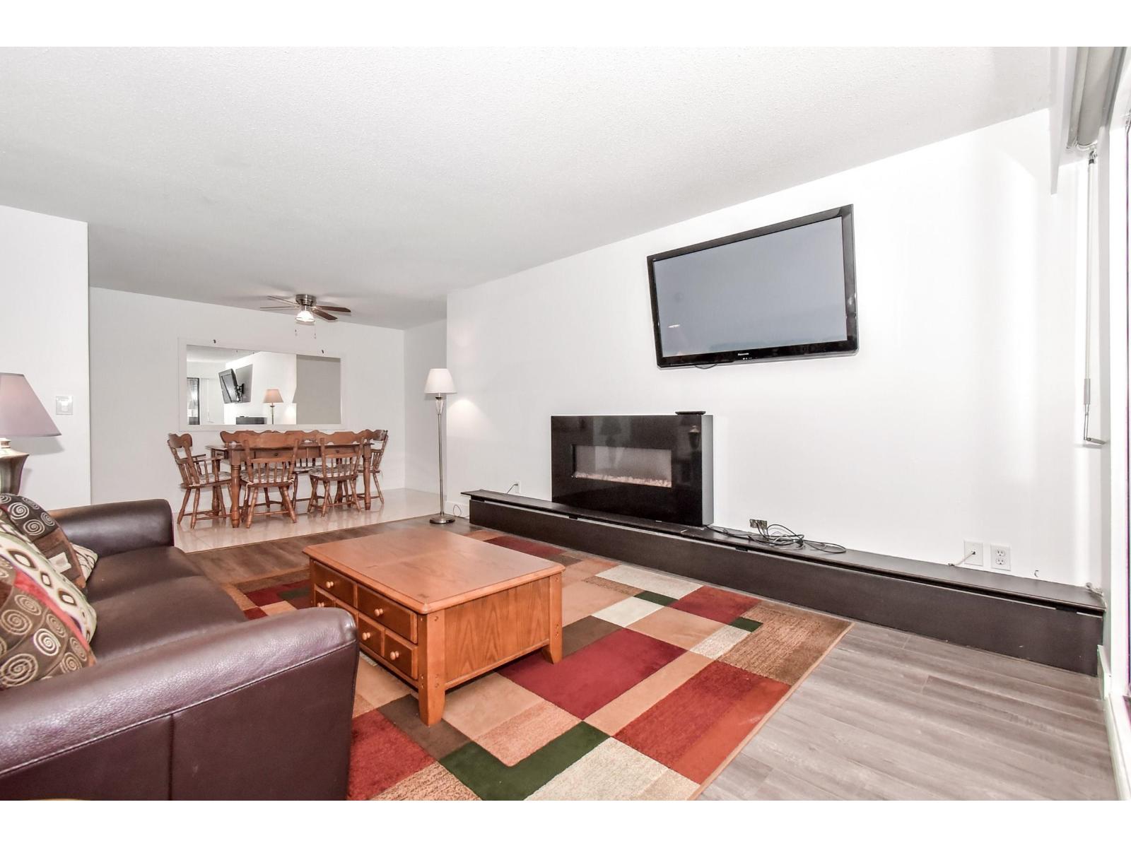 307 1320 Fir Street, White Rock, British Columbia  V4B 4B2 - Photo 5 - R3059175