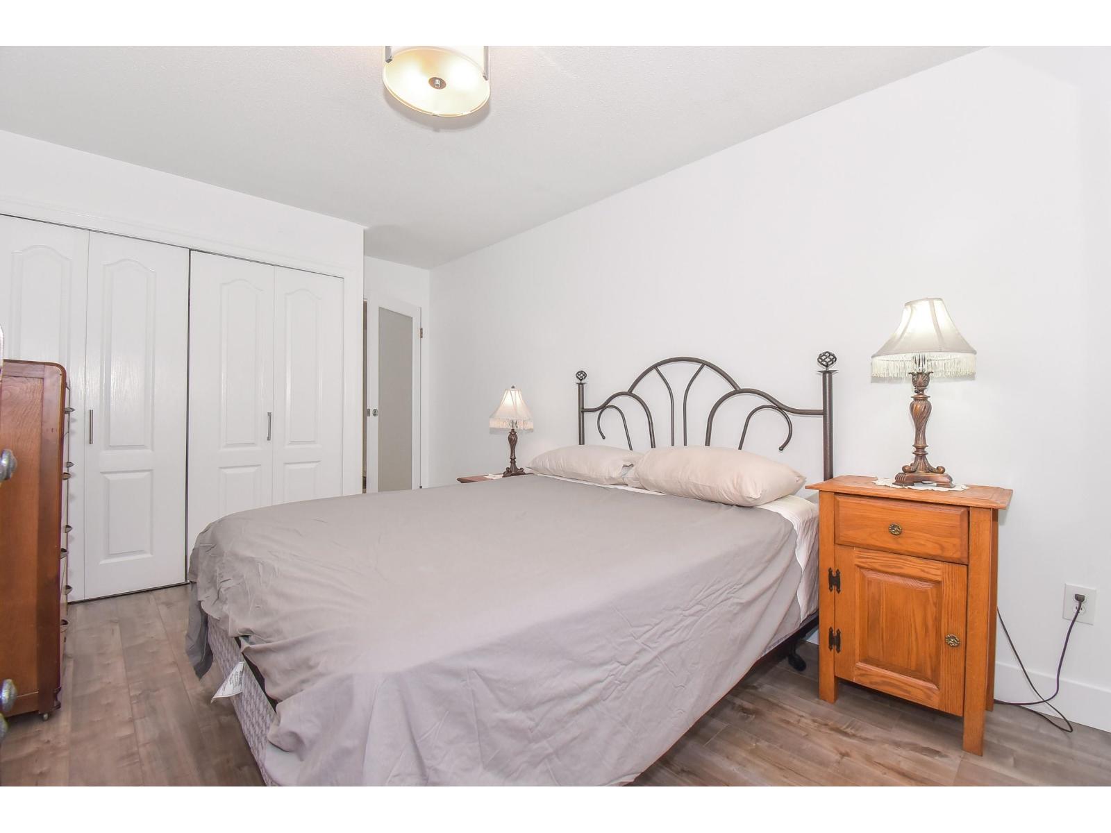 307 1320 Fir Street, White Rock, British Columbia  V4B 4B2 - Photo 11 - R3059175