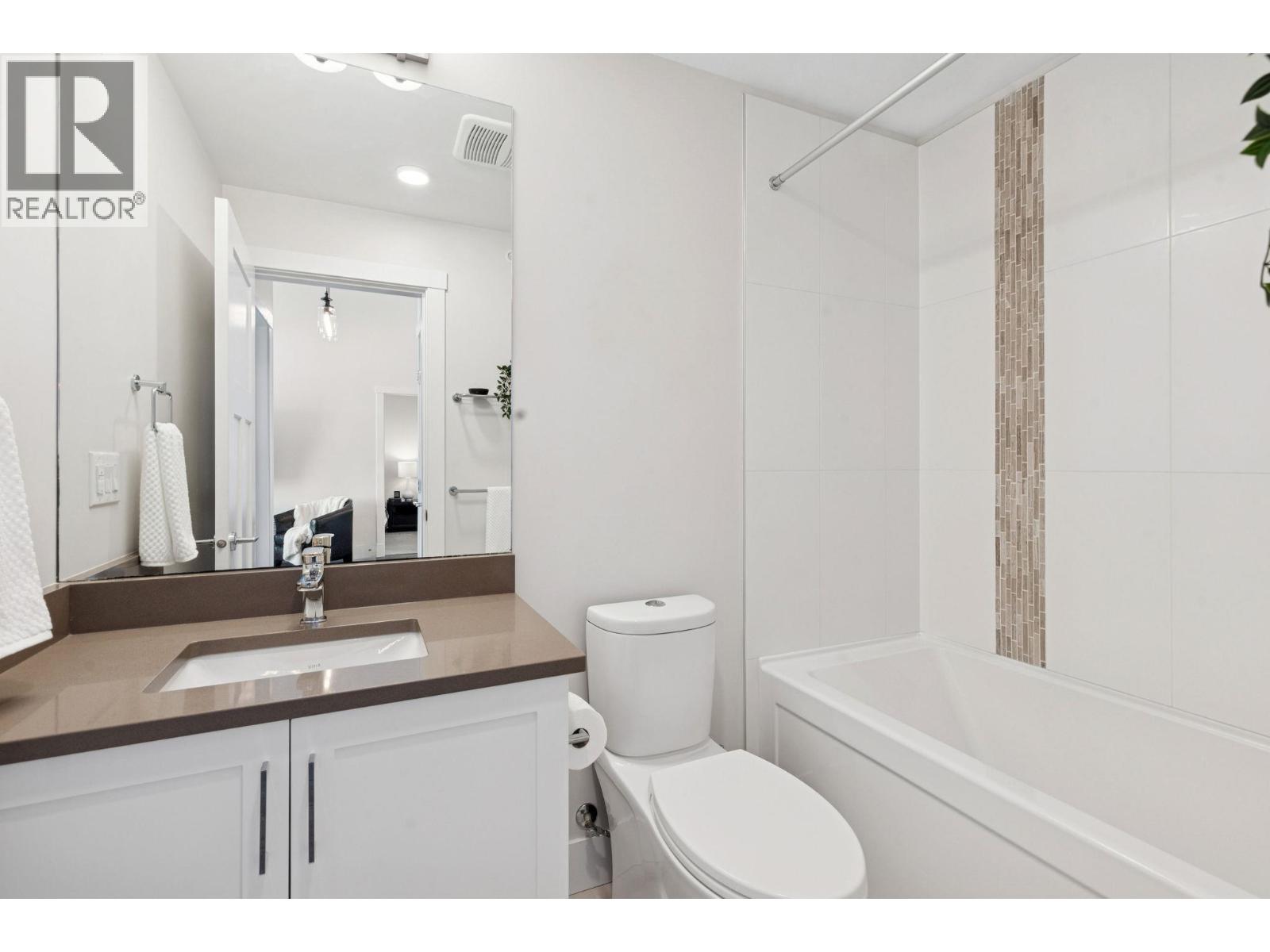 401 4690 Hawk Lane, Tsawwassen, British Columbia  V4M 0C4 - Photo 19 - R3060212