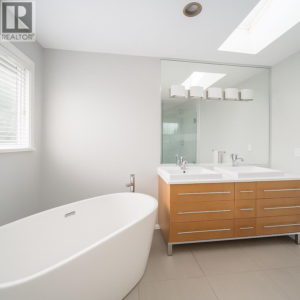 2726 W 42nd Avenue, Vancouver, British Columbia  V6N 3G5 - Photo 22 - R3060236