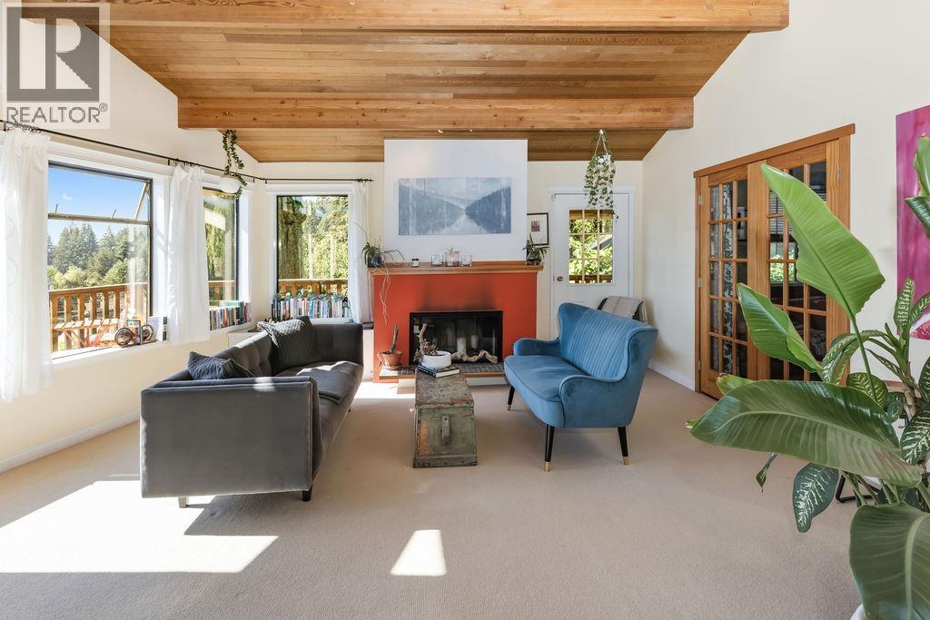 477 S Fletcher Road, Gibsons, British Columbia  V0N 1V3 - Photo 10 - R3060254