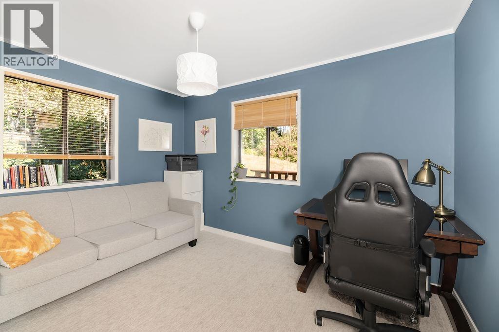 477 S Fletcher Road, Gibsons, British Columbia  V0N 1V3 - Photo 21 - R3060254