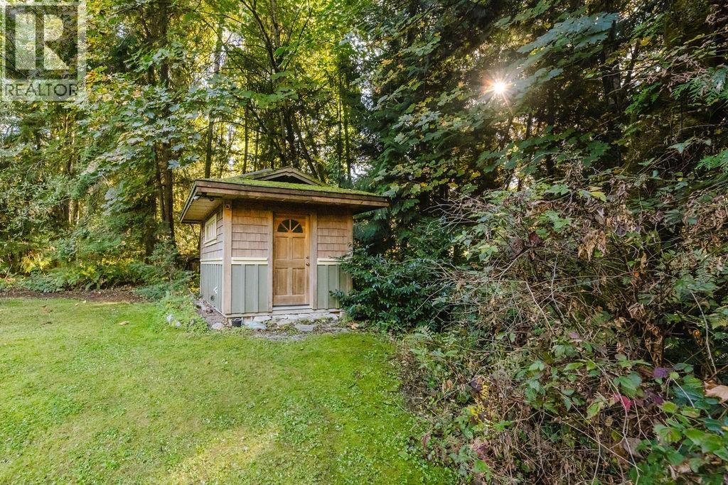 6252 Sechelt Inlet Road, Sechelt, British Columbia  V7Z 0L3 - Photo 25 - R3060258